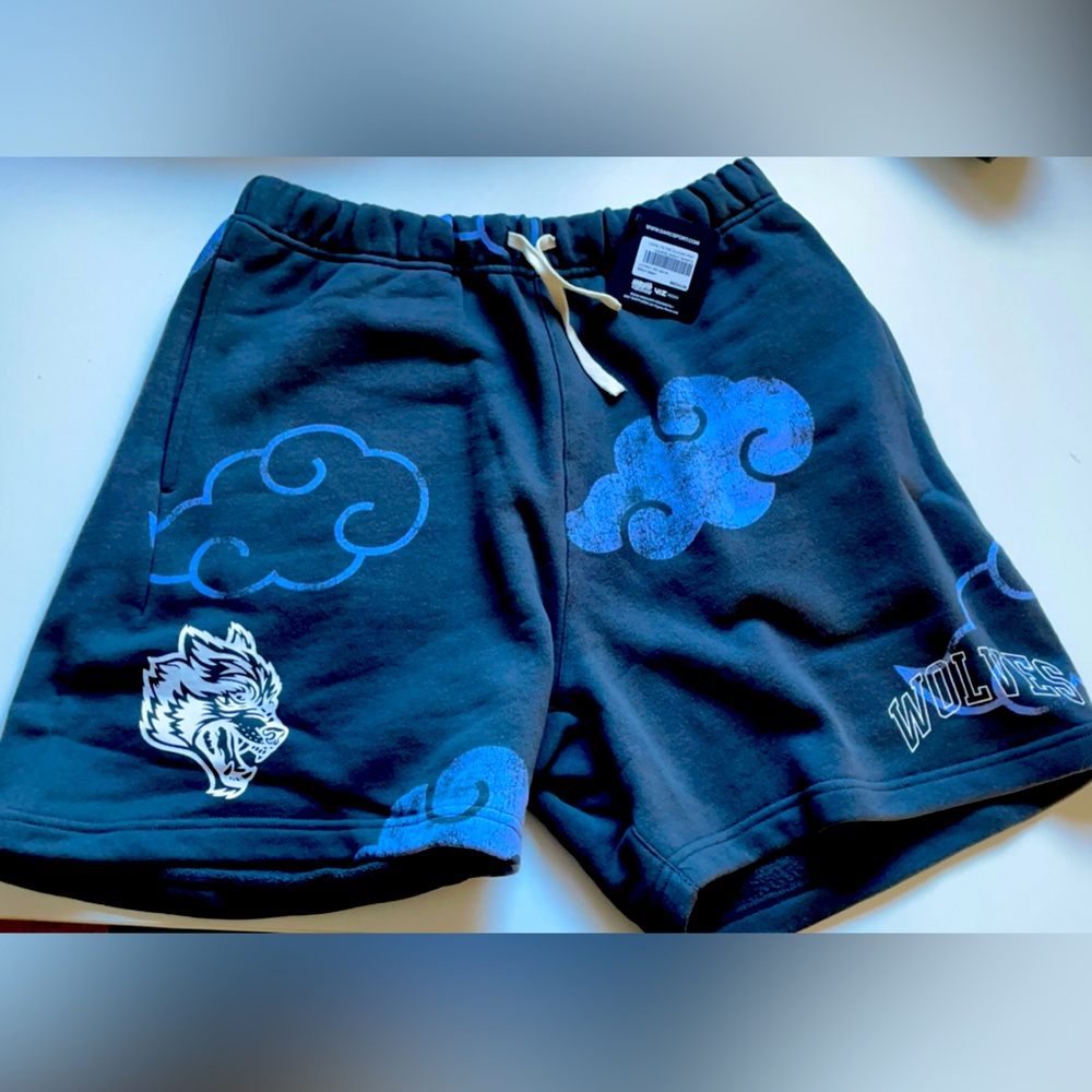 Loyal to the clouds Post Lounge Sweat Short Wolf Gray